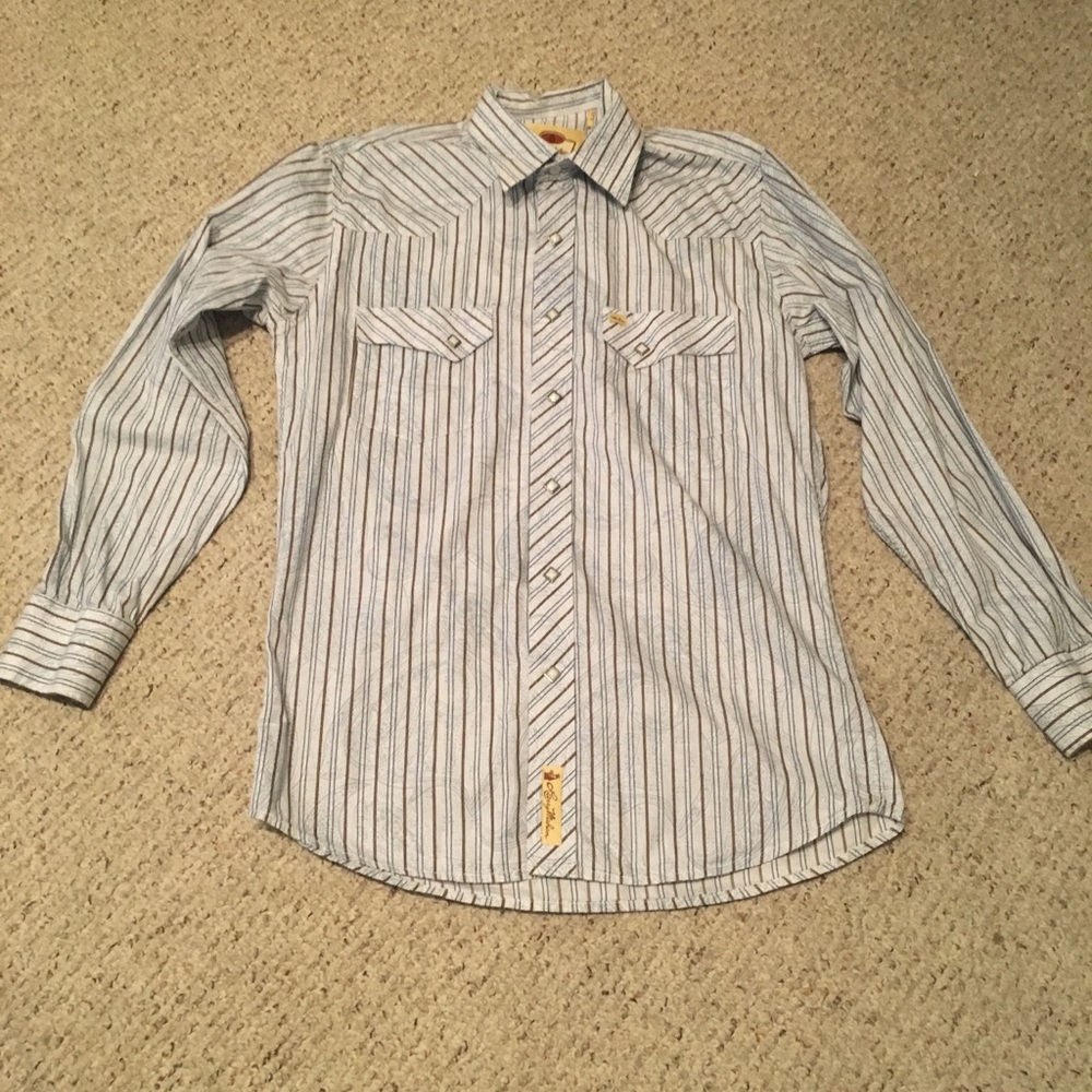 Pearl snap button up dress shirt